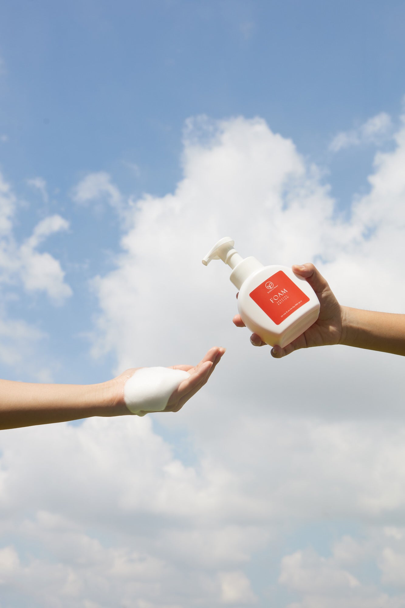 Organic Fuss-Free Foam Cleanser